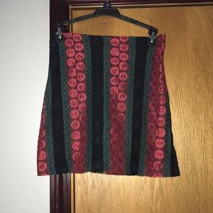lace skirt